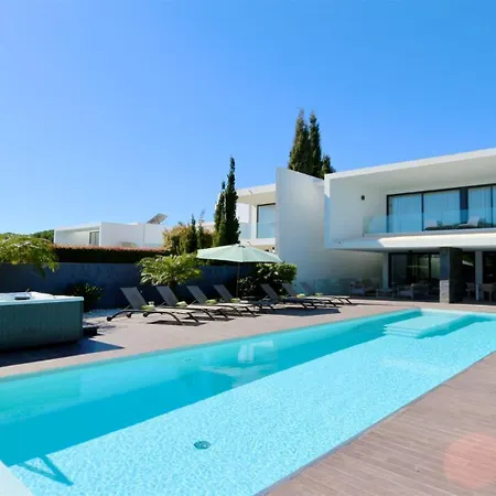 Villa Pinheiro 84- Clever Details