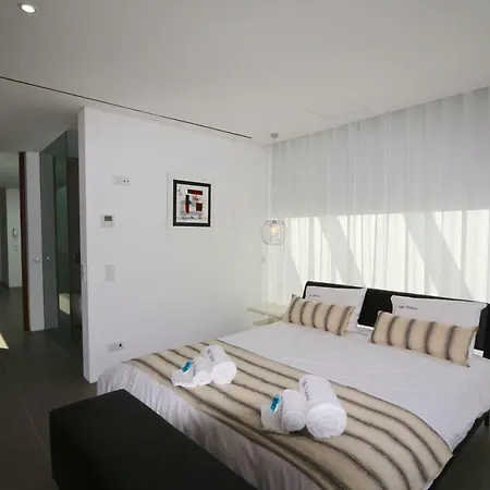 Villa Pinheiro 84- Clever Details *